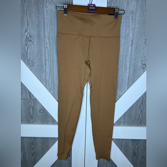 E1.18 NWT DSG MOMENTUM SEAMLESS HIGH-RISE 7/8 TIGHT Small - Picture 2 of 5